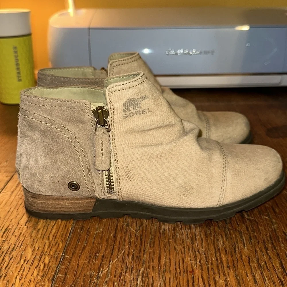 Sorel Women's Major Low Cut Chukka Boots 7.5 Beige Canvas Zip Booties NL2162-265